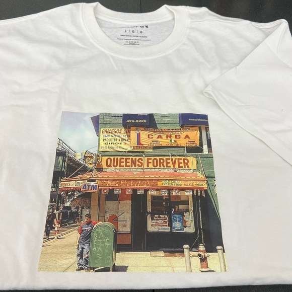 Queens Forever White T-Shirt - Picture 2 of 2